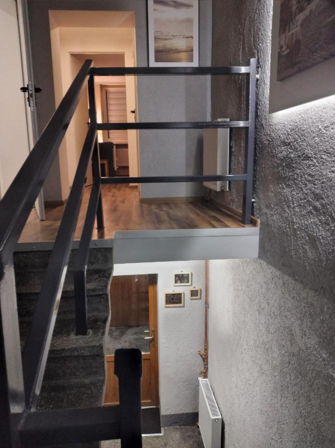 Hostel Bytomska Wrzesnia Bagian luar foto